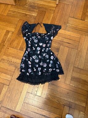 For love and lemons Black Floral Lace-Trim Mini Dress